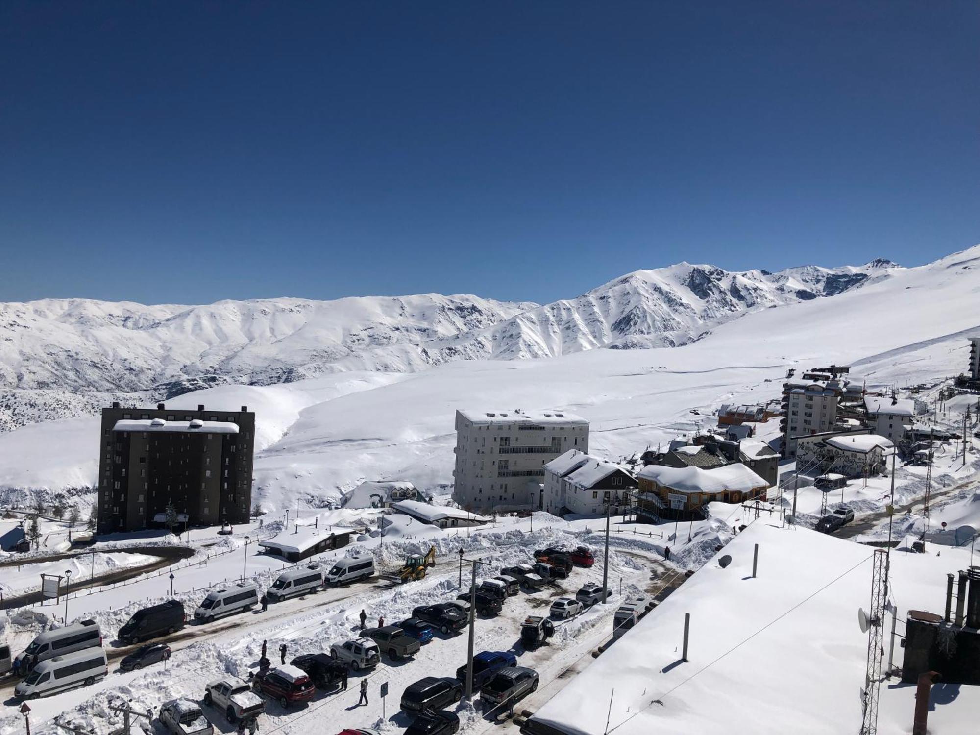 Departamentos Alojamiento Oficial Gran Parador Ski In - Out, Centro De Ski El Colorado, Farellones - Unico Con Descuentos En Servicios Del Centro De Ski חדר תמונה